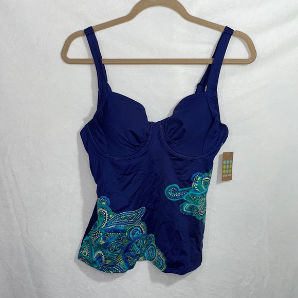 Title Nine Swim Top w Underwire and hidden adjustable back clasps. 🌟NWT🌟sz 36c - Picture 1 of 9